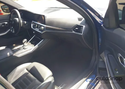 2022 BMW 330I xDrive z USA, uszkodzony, nr VIN 3MW5R7J01N8C27484